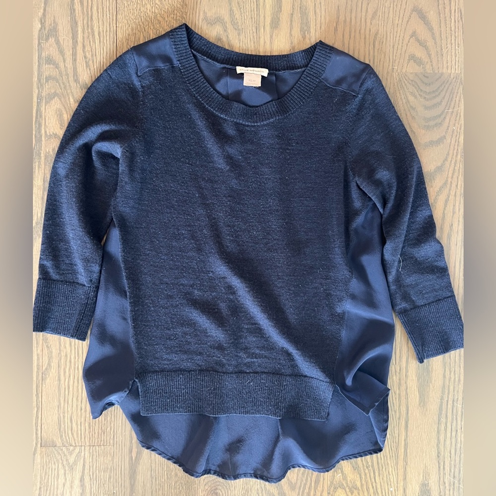 Club Mónaco Navy Blue 3/4 Sleeve Sweater Blouse